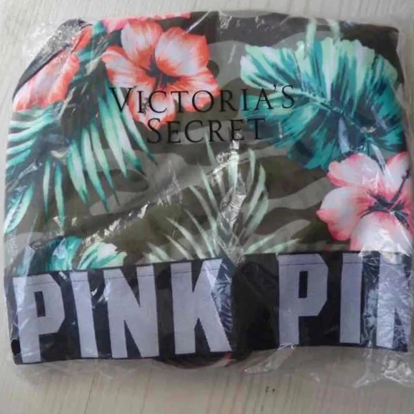 New Victoria's Secret PINK Bra Top - Small 🌺 - Picture 2 of 2